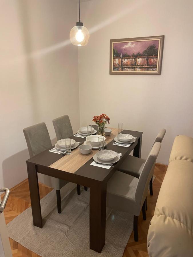 Dora Apartment Nis Bagian luar foto